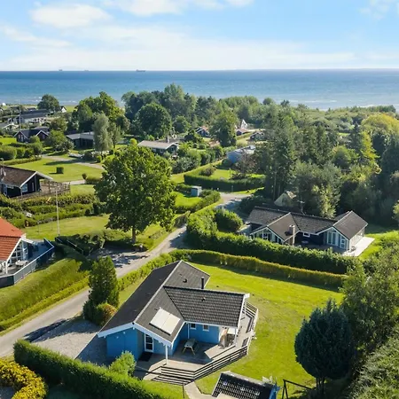 Sybil - 350m From The Sea By Interhome