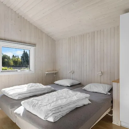 Ferienhaus Sybil - 350m From The Sea By Interhome Spodsbjerg