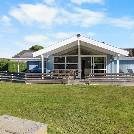 Ferienhaus Sybil - 350m From The Sea By Interhome