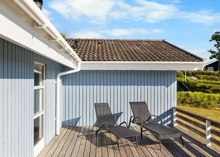 Sybil - 350m From The Sea By Interhome